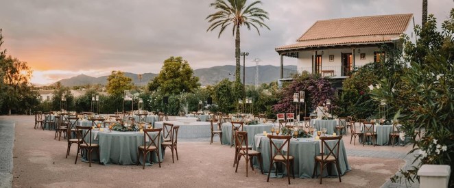 647D052C-3E6A-46EC-8389-589A4E40C5FE_1_105_c